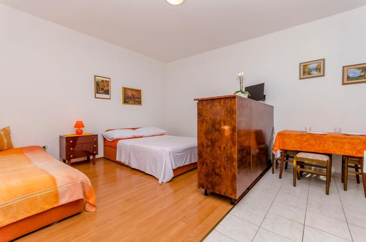 Apartments Tomislav Trogir Buitenkant foto