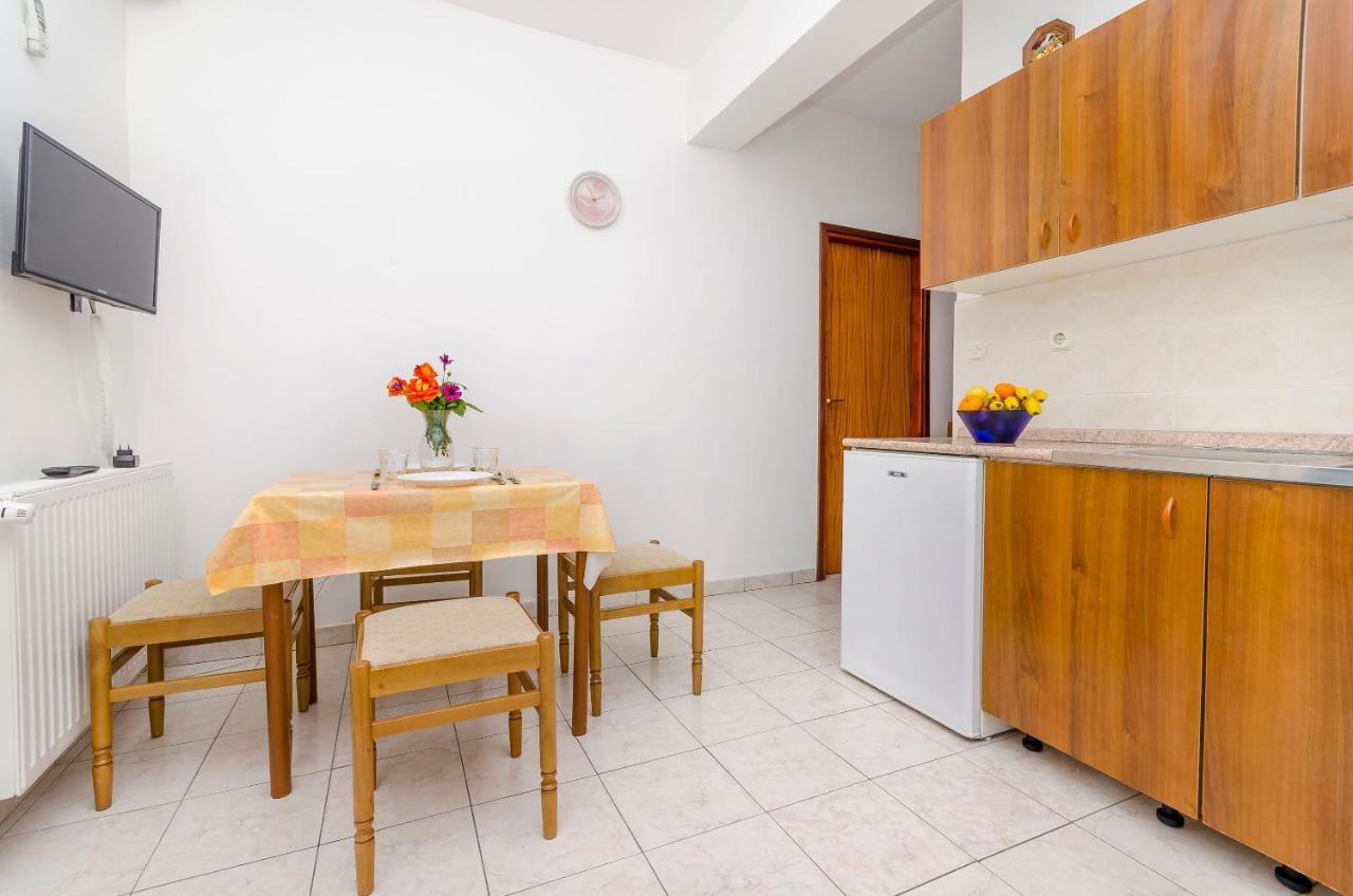 Apartments Tomislav Trogir Buitenkant foto