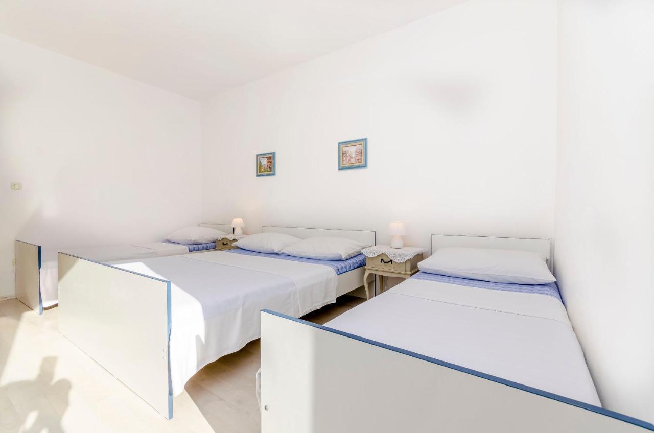 Apartments Tomislav Trogir Buitenkant foto